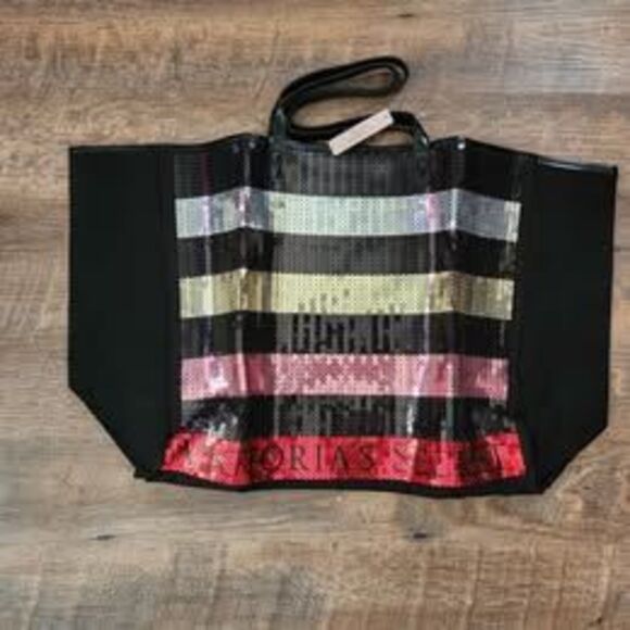 New Victoria's Secret shoulder tote - Picture 1 of 5